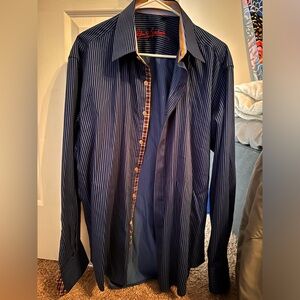 A men’s dress shirt